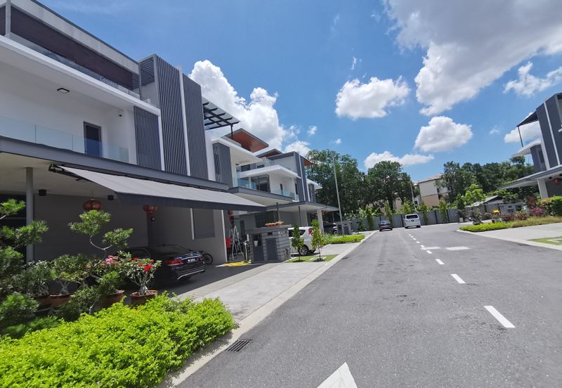 Broadleaf Residences, Hometree