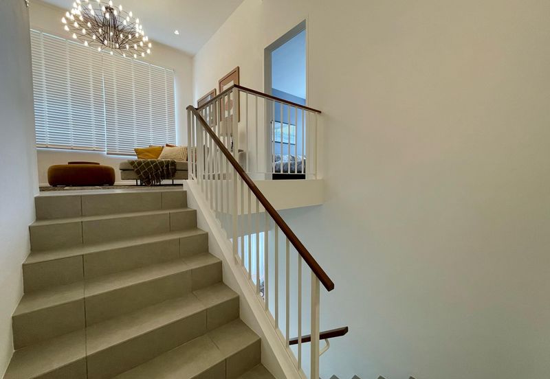 SL 9, Bandar Sungai Long