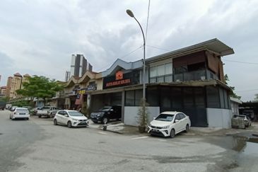 1.5 Storey Link Factory, Desa Tun Razak Industrial Park, Cheras