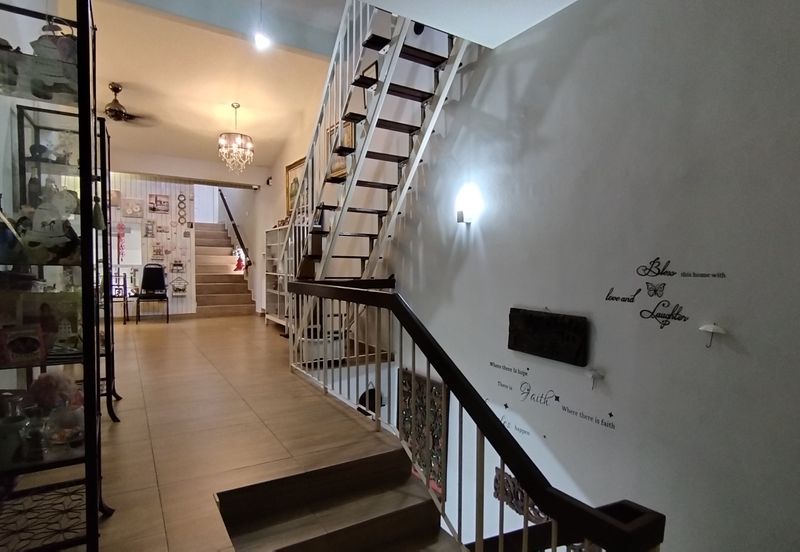 Taman Desa 2.5  Storey House Freehold Fully Reno for Sale Below Bank Value