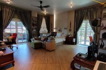 Taman Desa 2.5  Storey House Freehold Fully Reno for Sale Below Bank Value