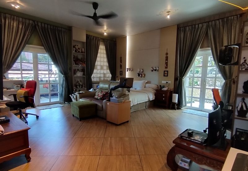 Taman Desa 2.5  Storey House Freehold Fully Reno for Sale Below Bank Value