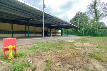Nilai Heavy Industry Detached Factory for Sale