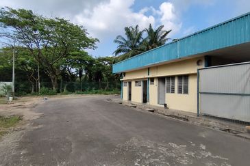 Nilai Heavy Industry Detached Factory for Sale