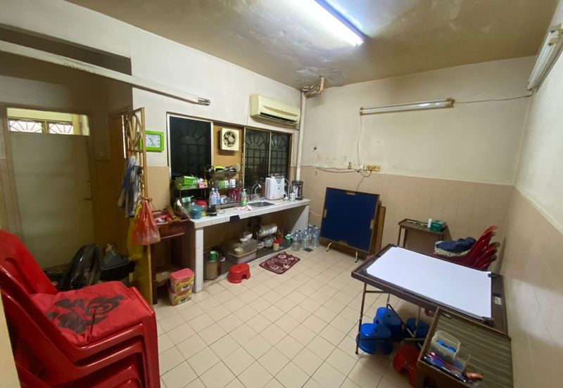 Happy Garden (Taman Gembira)