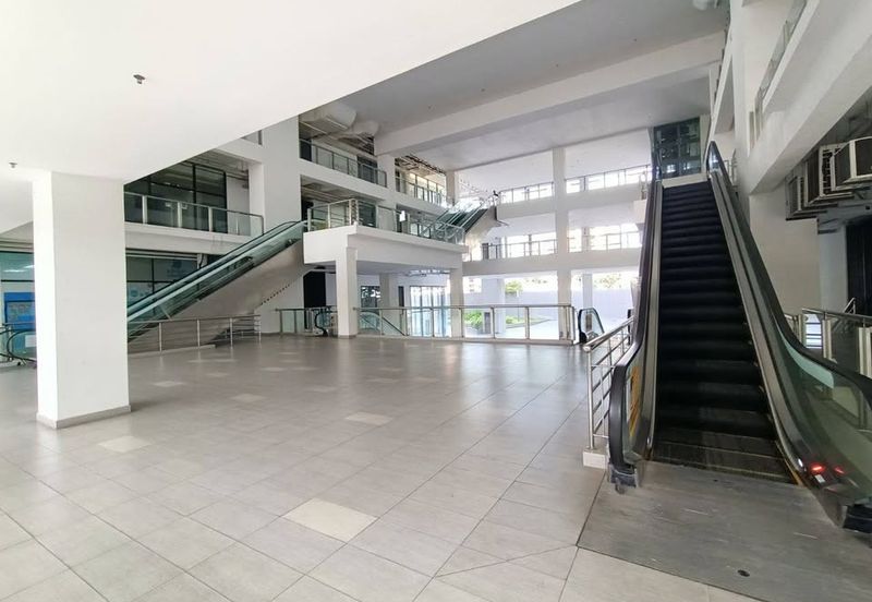 Queensville, Taman Tasik Permaisuri