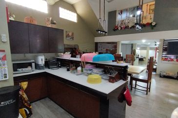 Taman Desa 2.5  Storey House Freehold Fully Reno for Sale Below Bank Value