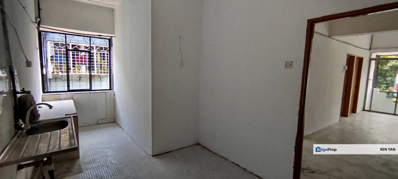 Kuchai Lama Entrepreneurs Park Shop Apartment Corner Unit for Sale ( Below Bank Value ), Kuala Lumpur, Kuchai Lama