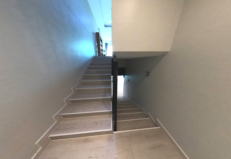 Ritz Residence Townhouse Duplex ( Lower Unit ) Full Furnished to LET