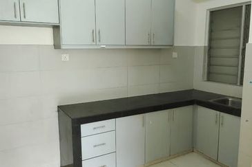 Hijauan Puteri Condominiums