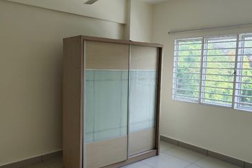 Hijauan Puteri Condominiums