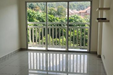 Hijauan Puteri Condominiums