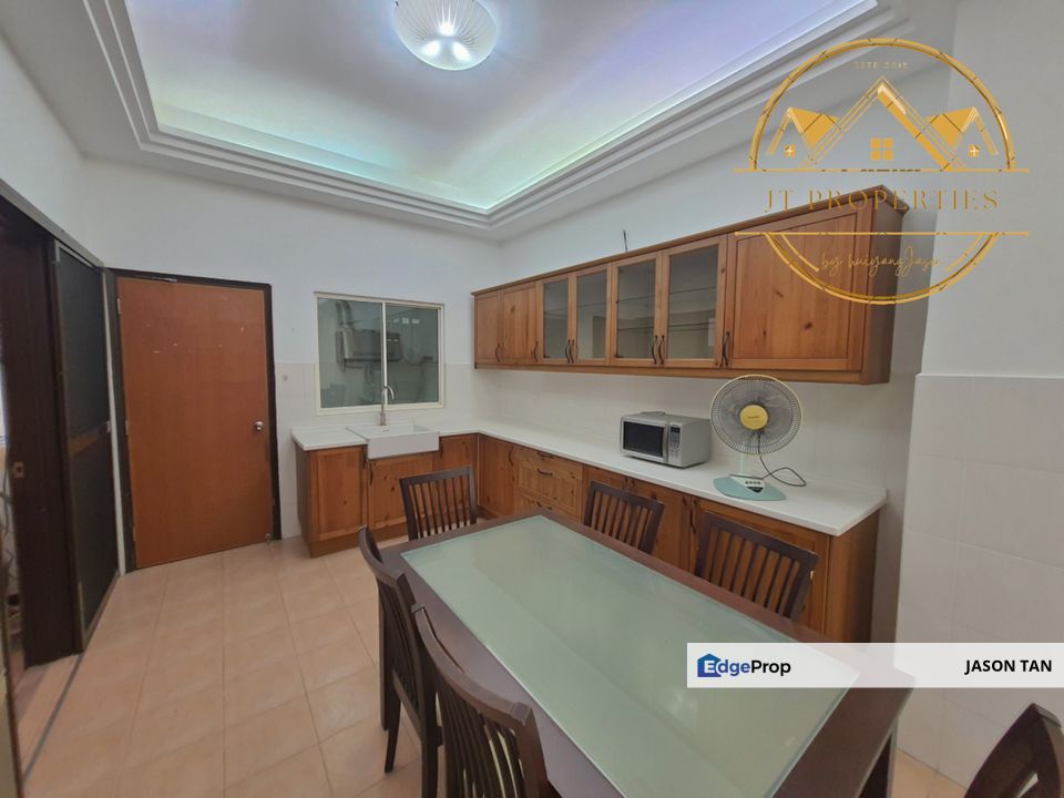 Paragon Heights, Bukit Jalil, Bandar Kinrara Landed 3 Storey House [ RENOVATED 🌈 22X85 PLASTERCEILING LAMINATEDFLOOR GATEDGUARD ], Kuala Lumpur, Bukit Jalil