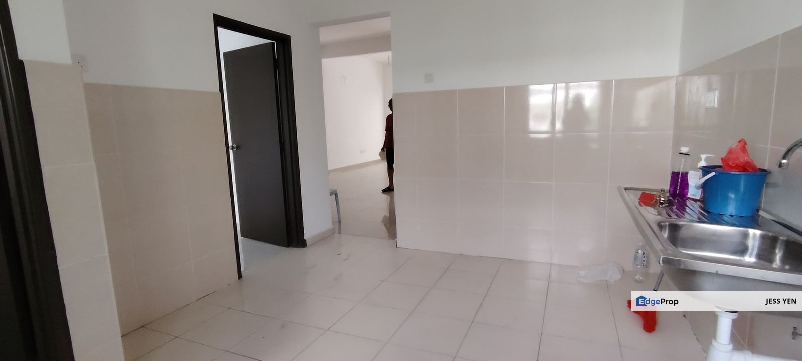 Taman Desa Seringin, Nilai, Negeri Sembilan 100% Loan Endlot 22x75 Superlink 2 Sty House Sale, Negeri Sembilan, Nilai