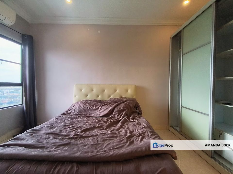 Villamas Apartment Jalan Pipit Puchong for rent 90% partly furnished , Selangor, Puchong