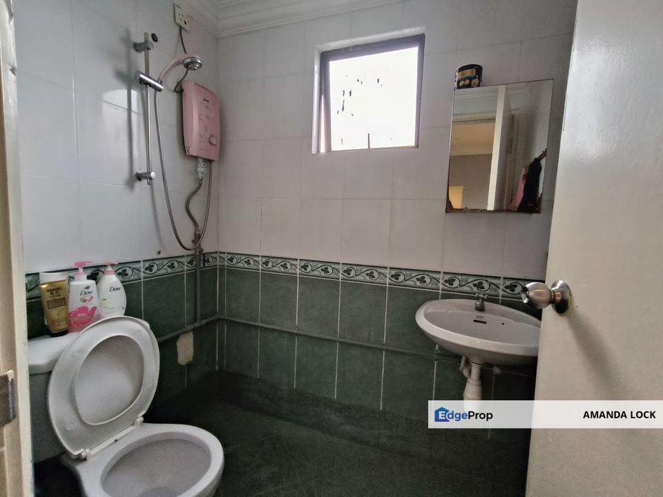 Villamas Apartment Jalan Pipit Puchong for rent 90% partly furnished , Selangor, Puchong