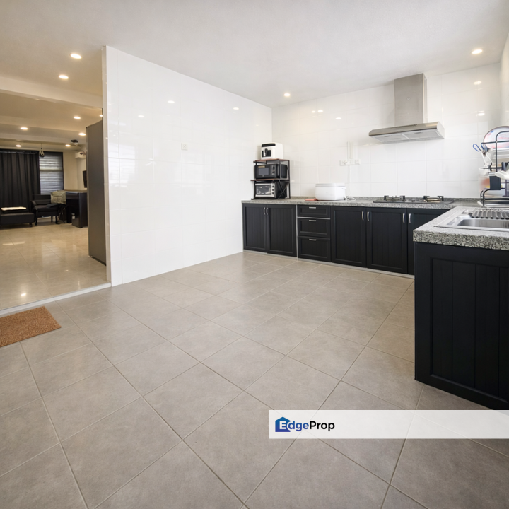 Bdr Parklands Klang 2 Sty Superlink Full Renovated Fully Furnished Well Maintained Unit For Sale, Selangor, Klang