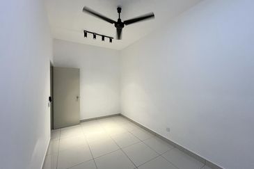 Robin @ Bandar Rimbayu