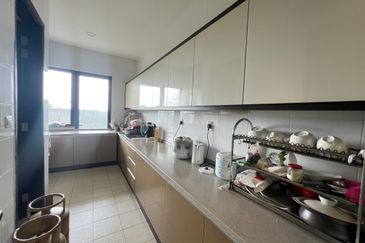 Duta Villa, Setia Alam