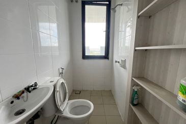 Duta Villa, Setia Alam