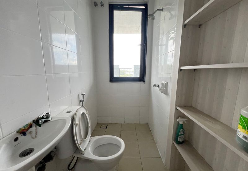 Duta Villa, Setia Alam