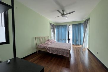 Duta Villa, Setia Alam