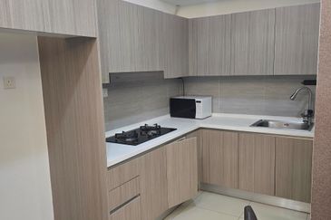 Gravit8 @ Klang South