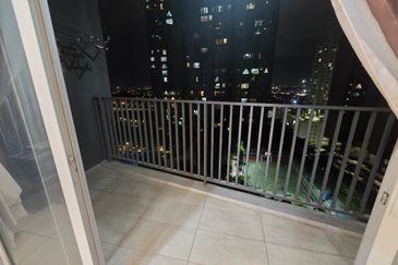 Gravit8 @ Klang South