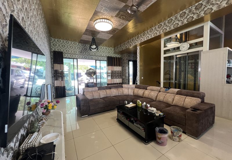 Duta Villa, Setia Alam