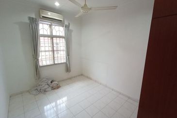 Melaka FREEHOLD Double Storey Terrace Taman Duyong Permai Semabok Bukit Katil Town 