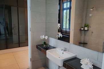 One Krubong Lake Garden