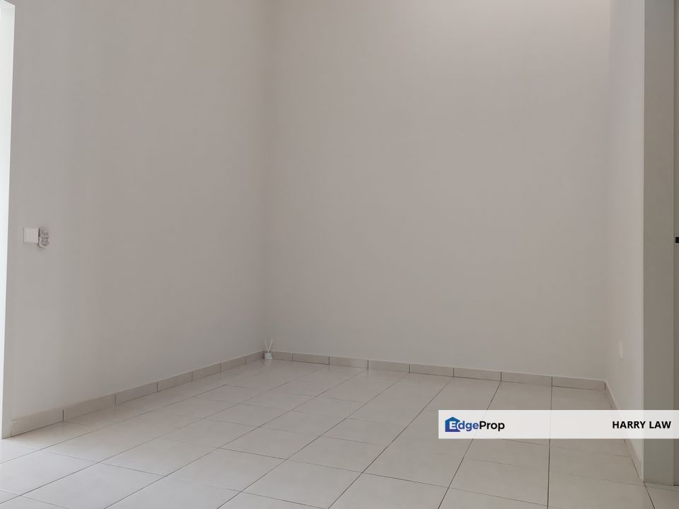 Taman Krubong height / taman Satu Krubong 20x70 Freehold Double Storey Terrace bumi lot for sell, Melaka, Krubong