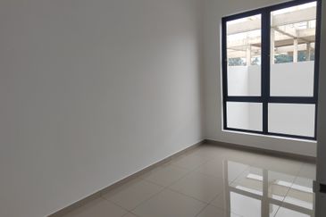 TAMAN ENGGANG (GANGSA HEIGHTS)