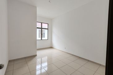 Taman Bukit Katil Damai @ Taman Saujana Tehel Freehold 22x70/20x70 Double Storey Terrace non bumi for sell 