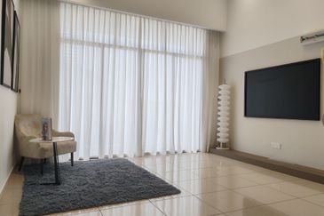 Taman Bukit Katil Damai / Taman Saujana Tehel Freehold 22x70/20x70 Double Storey Terrace non bumi for sell 