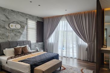 BANDAR JASIN BISTARI