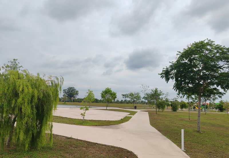Bandar Botani Parkland
