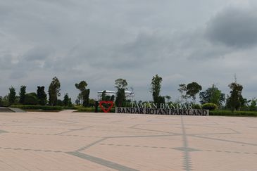 Bandar Botani Parkland