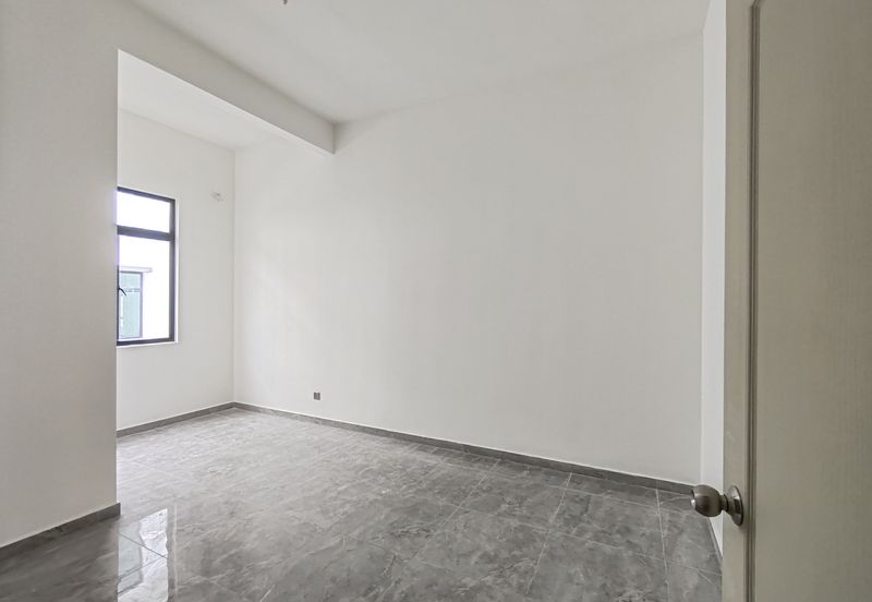 Bandar Botani Parkland