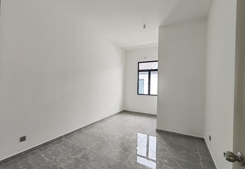 Bandar Botani Parkland