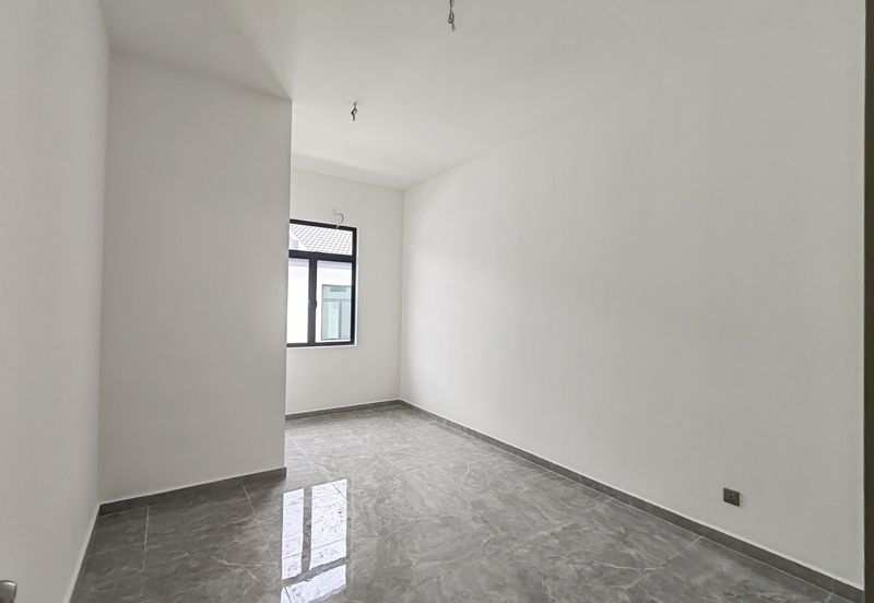 Bandar Botani Parkland