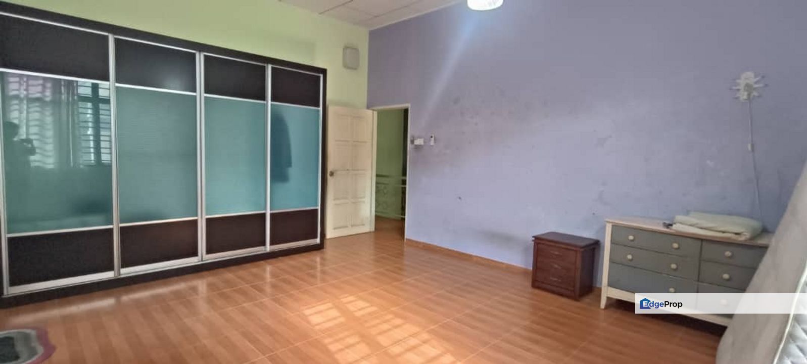 Taman bukit katil / Saujana indah 50x90 Super Semi D Freehold Non Bumi below bank Value RM90k, Melaka, Bukit Katil