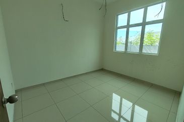 Taman Enggang Batu Berendam