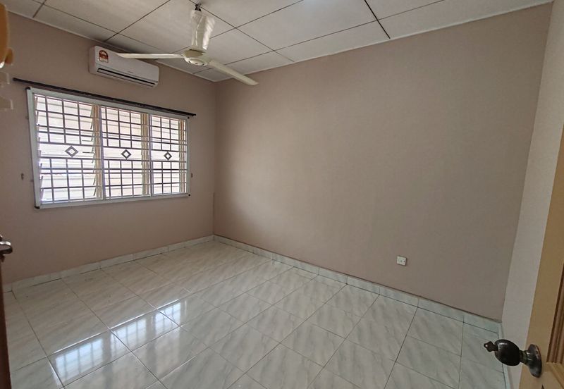 Taman Paya Rumput Utama