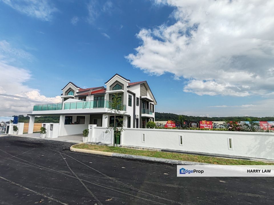 35x80 Semi D Ayer Keroh / Taman Anjung Gapam Gated Guarded Club House Swimming Pool non Bumi , Melaka, Ayer Keroh