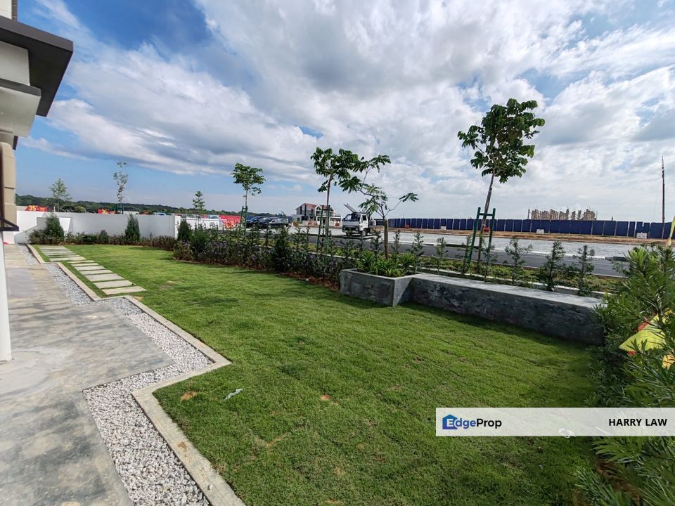 35x80 Semi D Ayer Keroh / Taman Anjung Gapam Gated Guarded Club House Swimming Pool non Bumi , Melaka, Ayer Keroh