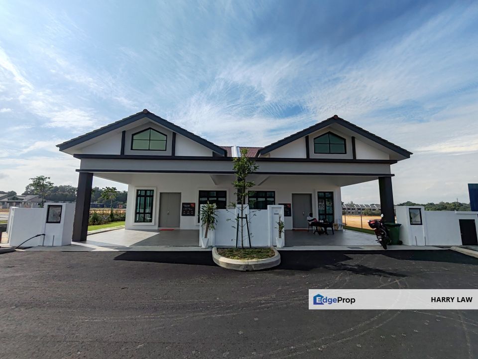 35x70 Ayer Keroh Height Gapam Perdana Single Storey Cluster Non Bumi gated guarded swimming pool , Melaka, Ayer Keroh