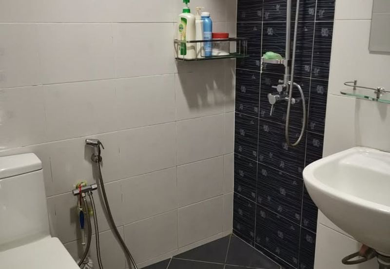 CHENG HEIGHTS CONDOMINIUM