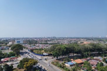 CHENG HEIGHTS CONDOMINIUM