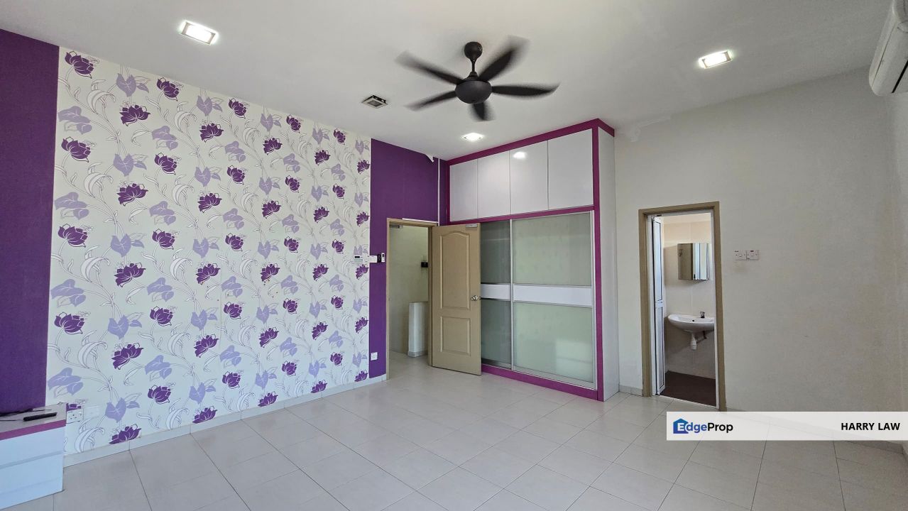 Taman Seri Krubong & krubong jaya 22x65 Double Srorey Terrace Non Bumi for sell , Melaka, Krubong
